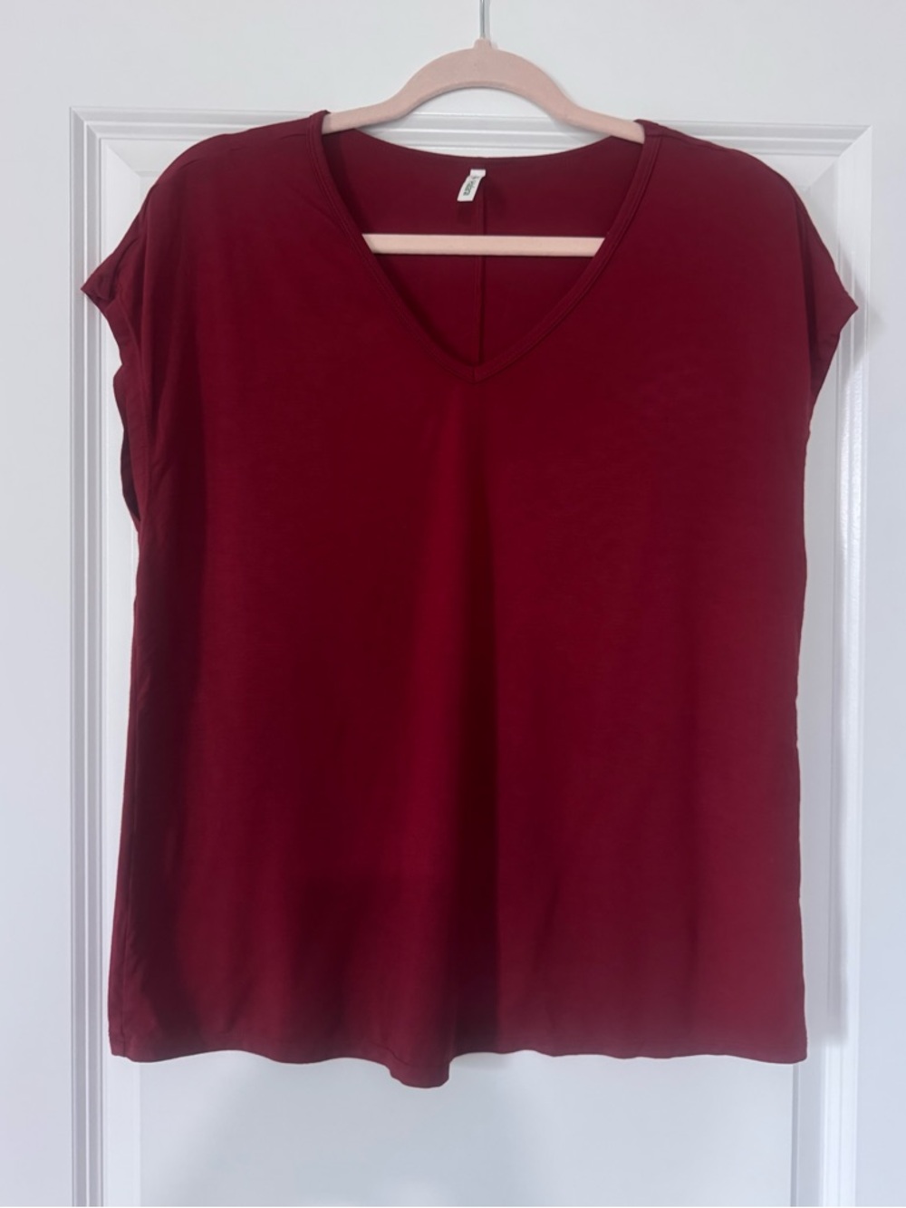 HALARA Women's V-Neck Tank Top - Burgundy